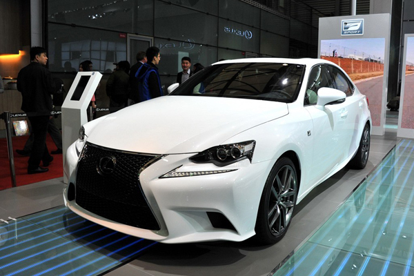 不吐不快 2013上海車展受爭議的熱點(diǎn)車型