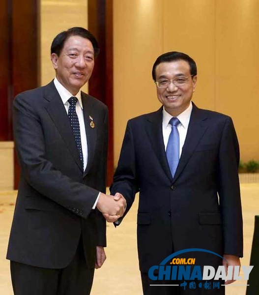 李克強(qiáng)會(huì)見(jiàn)東盟國(guó)家領(lǐng)導(dǎo)人