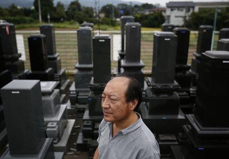 日本墓碑市場不景氣 中國商人被迫歇業(yè)回國