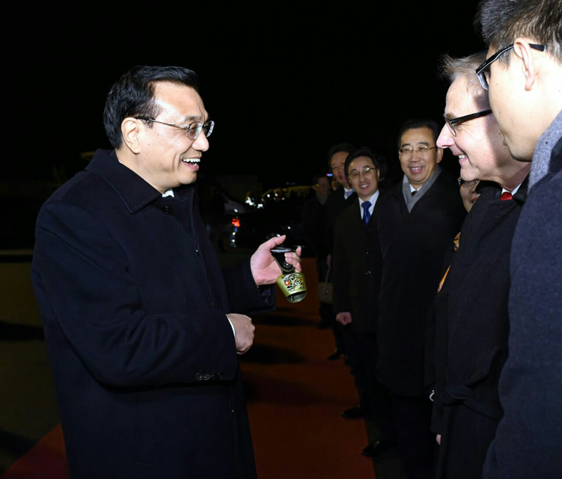 李克強(qiáng)結(jié)束年度首訪回到北京