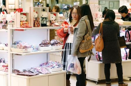 謝勇：中國游客為何“爆買日本”？