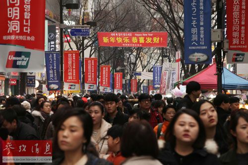 美媒：中國(guó)游客2019年境外消費(fèi)將超過(guò)希臘GDP