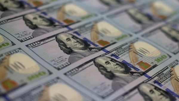 邰蒂:美國公司為何把現(xiàn)金存銀行？
