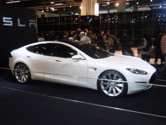 特斯拉低價(jià)版電動(dòng)汽車Model 3將于明年3月發(fā)布 售價(jià)3.5萬(wàn)美元