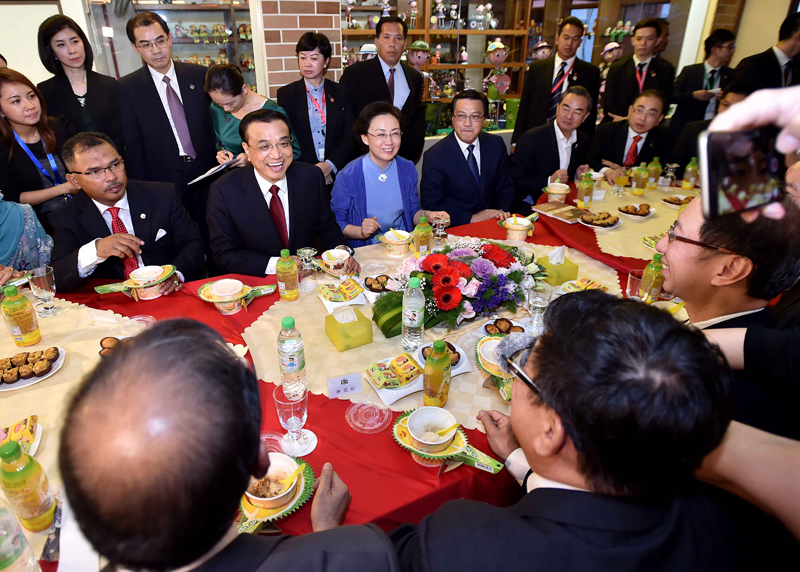 李克強馬六甲一行精彩圖集（高清組圖）