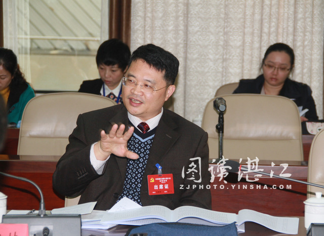 劉小華：聚力謀劃建設“十大中心” 加快建設海東新區(qū)