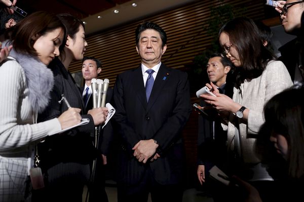 日元升值加大對安倍經(jīng)濟(jì)政策的挑戰(zhàn)