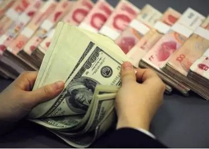 【深度】人民幣匯率如何保持基本穩(wěn)定？一文讀懂丨年中經(jīng)濟(jì)觀察
