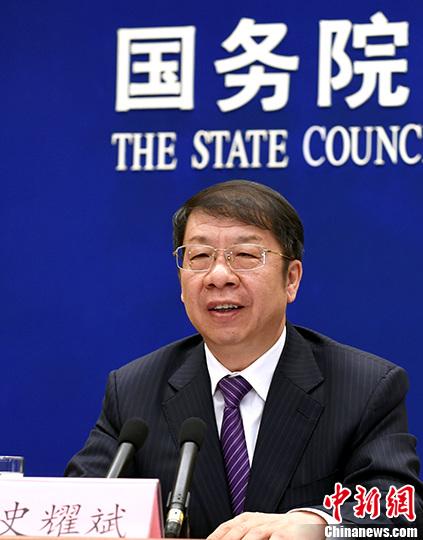 中國(guó)營(yíng)改增一周年：為企業(yè)減稅降負(fù) 促進(jìn)新動(dòng)能成長(zhǎng)
