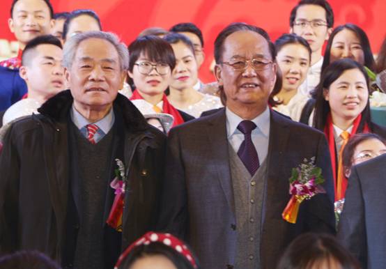 云付通實(shí)業(yè)集團(tuán)共慶新春，為夢(mèng)想繼續(xù)前行