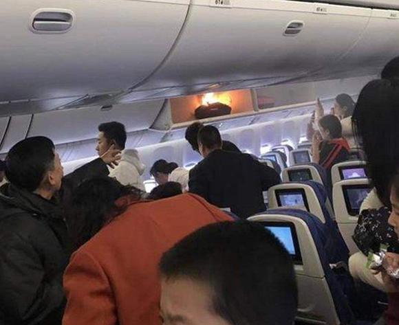 一言不合就起火 坐飛機時充電寶該怎么攜帶？