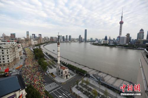 與倫敦和紐約相比 上海成為國(guó)際金融中心還有多遠(yuǎn)？