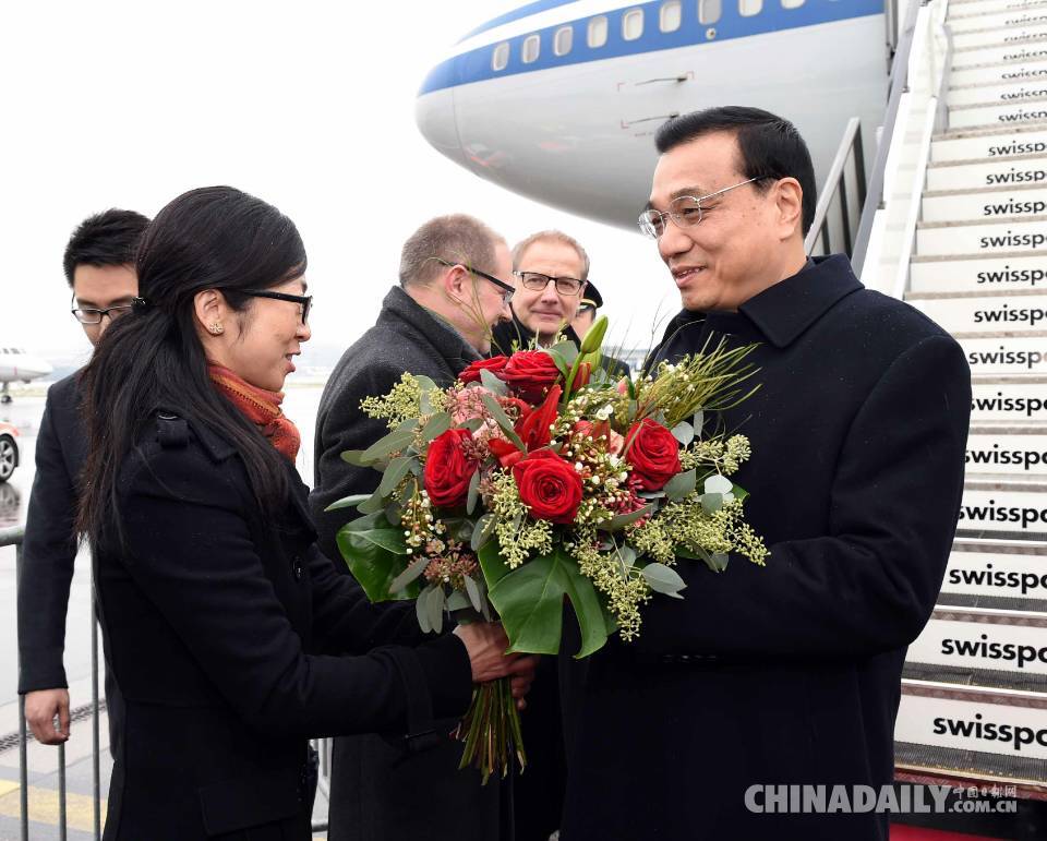 李克強(qiáng)抵達(dá)瑞士 將為“全球新局勢”帶來中國方案